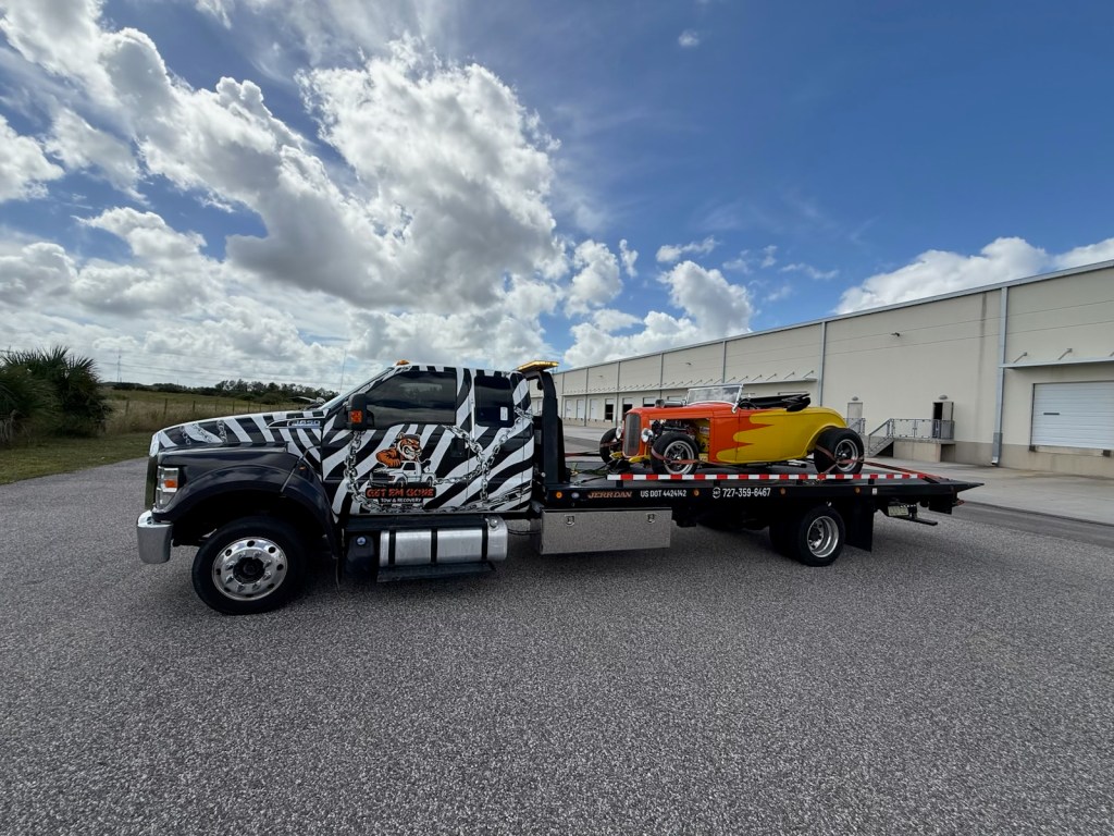 get em gone tow and recovery in Riverview fl